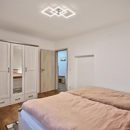 Gaeste- Und Ferienwohnung In Der Sportstadt Riesa Bagian luar foto