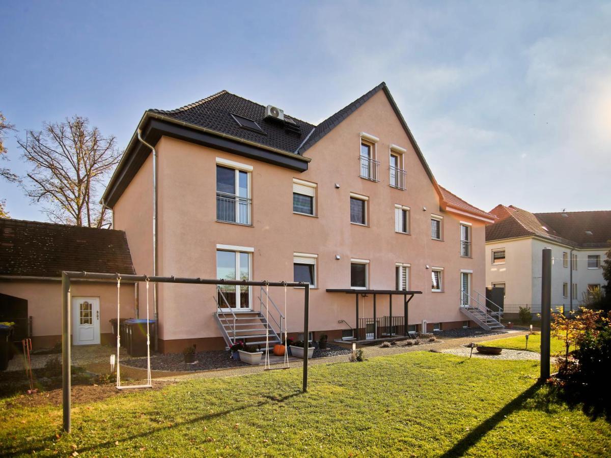 Gaeste- Und Ferienwohnung In Der Sportstadt Riesa Bagian luar foto