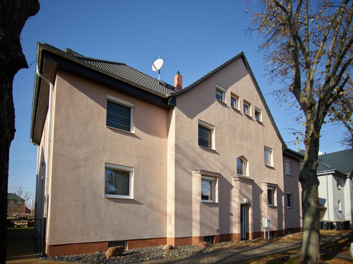Gaeste- Und Ferienwohnung In Der Sportstadt Riesa Bagian luar foto